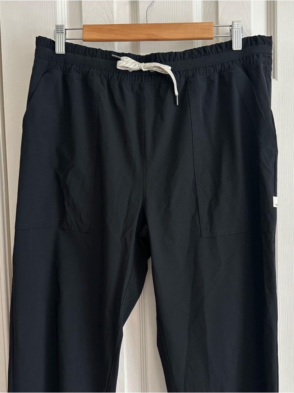 Vuori Miles Jogger - Picture 2 of 10